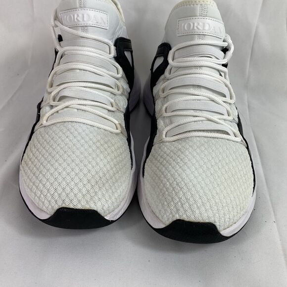 Nike Air Jordan Formula 23 “White Black” size 8.5 - Picture 3 of 9